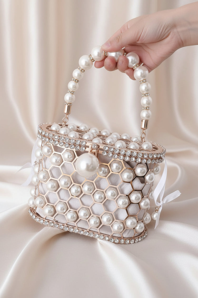 Luna Pearl Radiance Clutch – Elegant Metal Wedding & Evening Handbag
