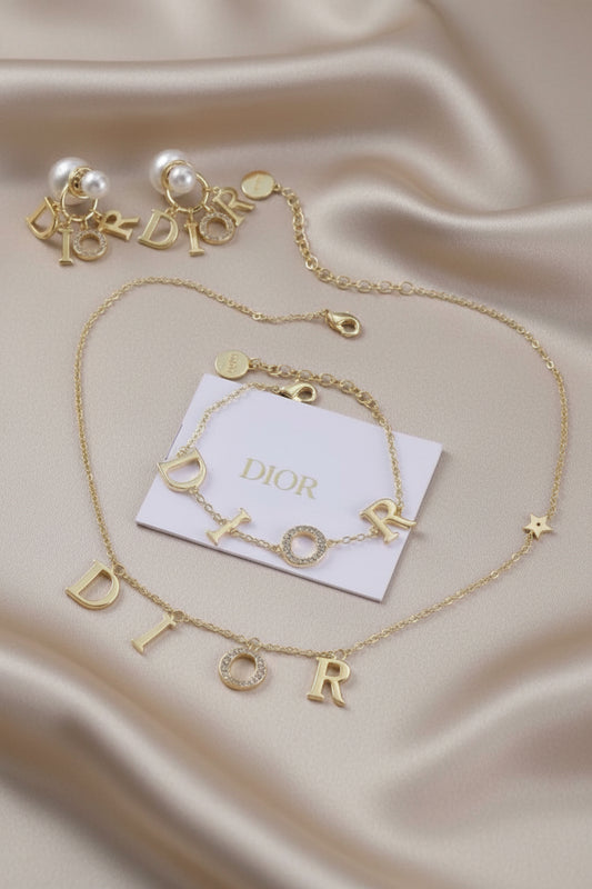 Golden Signature Elegance Set