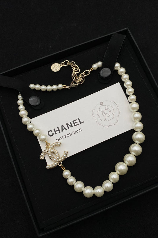 Pearl Éclat Signature Set