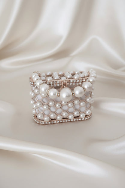 Luna Pearl Radiance Clutch – Elegant Metal Wedding & Evening Handbag
