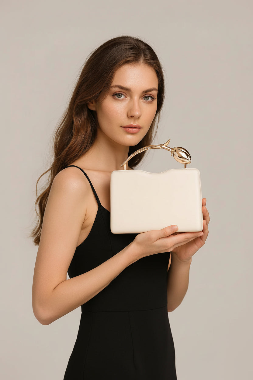 Éclat Sculpt Clutch