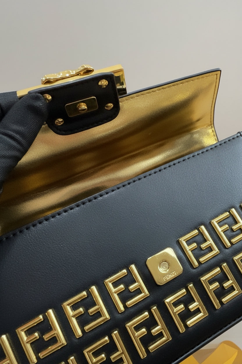 Baguette Logo Pequin Bag