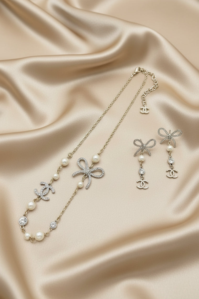 Golden Grace Bow Set
