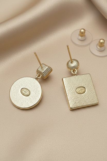 Midnight Pearl Contrast Drop Earrings